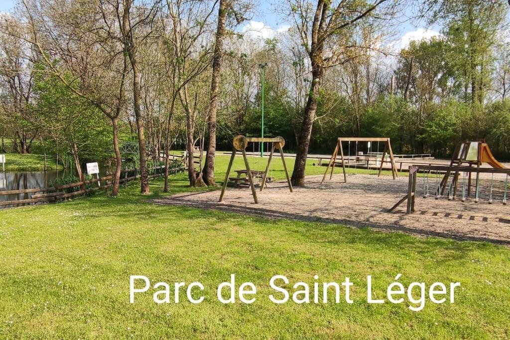 Saint-Seurin-de-Palenne Gite La Metairie, Au Calme A La Campagne 빌라 외부 사진